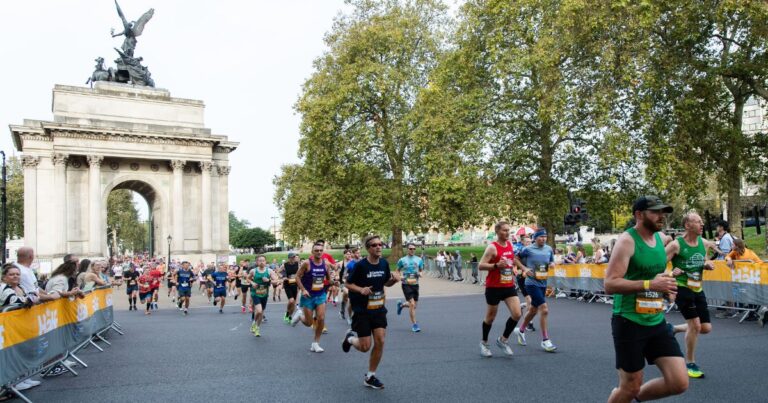 Runners in London park for Royal Parks Half Marathon